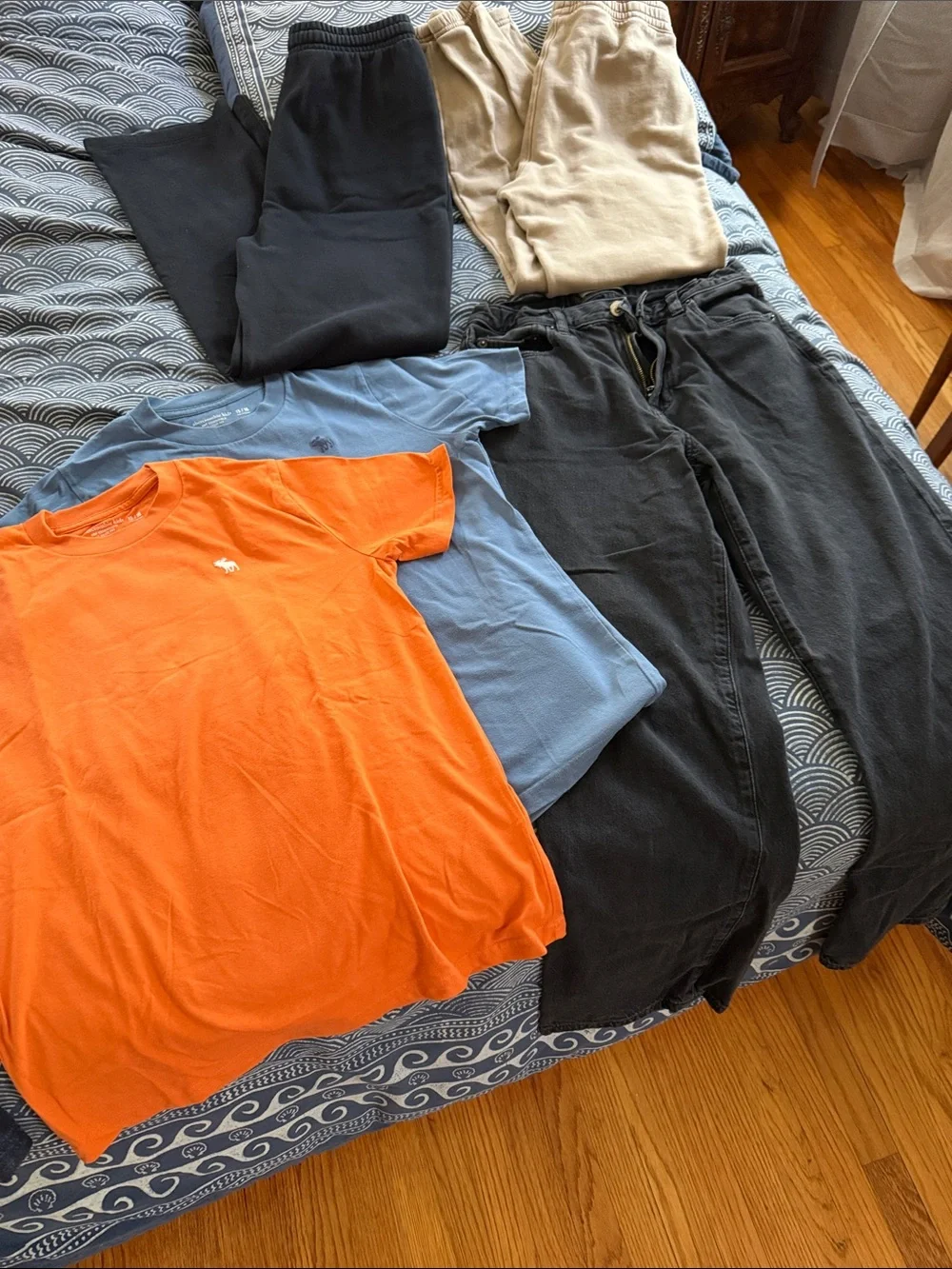 Abercrombie kids size 15/16 bundle